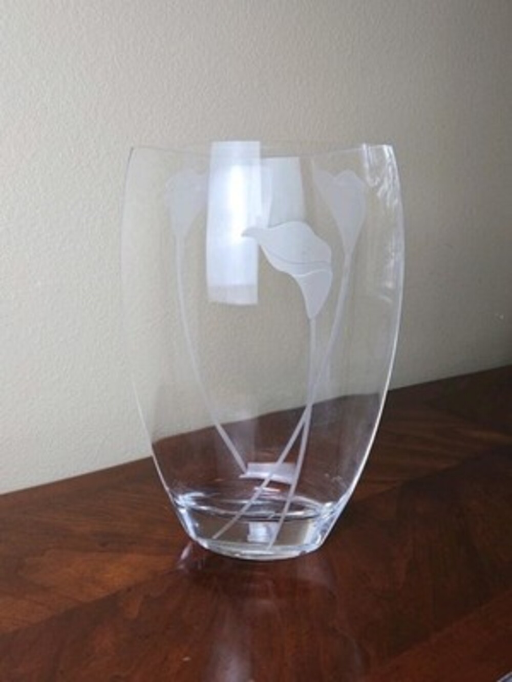 12" Mikasa Etched Frosted Calla Lily Vase